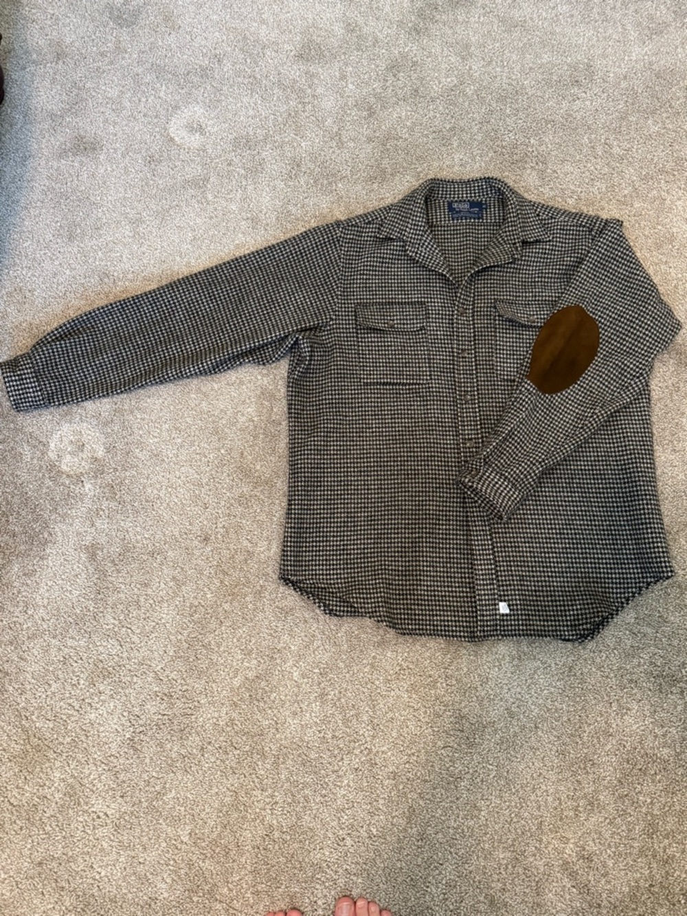 Ralph Lauren Black and Cream Houndstooth Oversized Shirt. - Picture 3 of 9